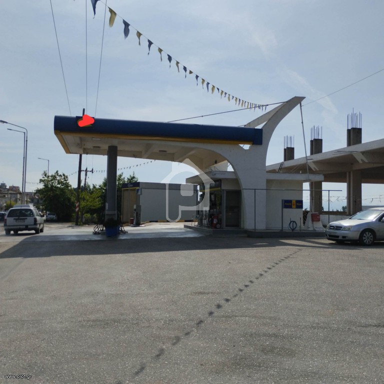 Κατάστημα 1.200 τ.μ. πρός ενοικίαση, Φθιώτιδας, Λαμία