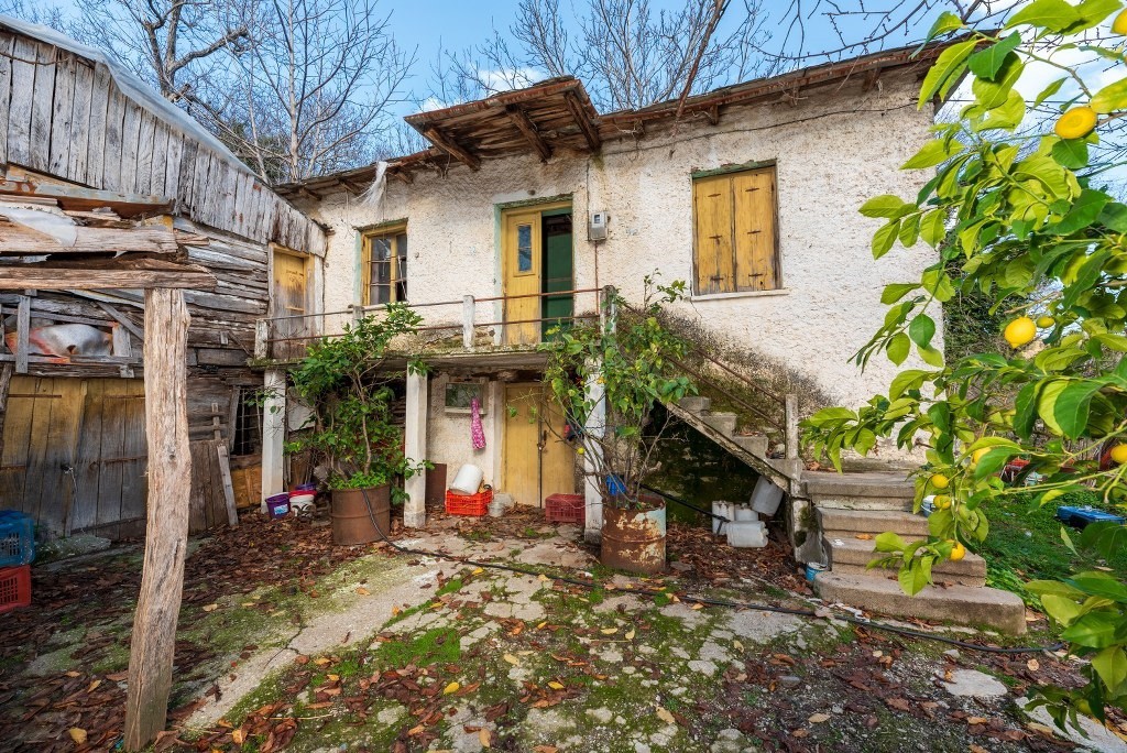 Μονοκατοικία 94 τ.μ. προς πώληση, Κισσός Μουρεσίου