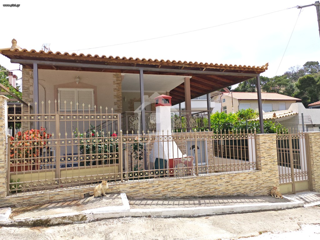 Μονοκατοικία 136 τ.μ. προς πώληση, Κολώνες