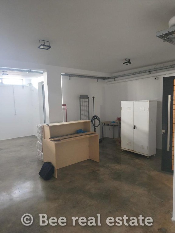 Αποθήκη 220 τ.μ. προς ενοικίαση, Αγ. Ανάργυροι Βόλου