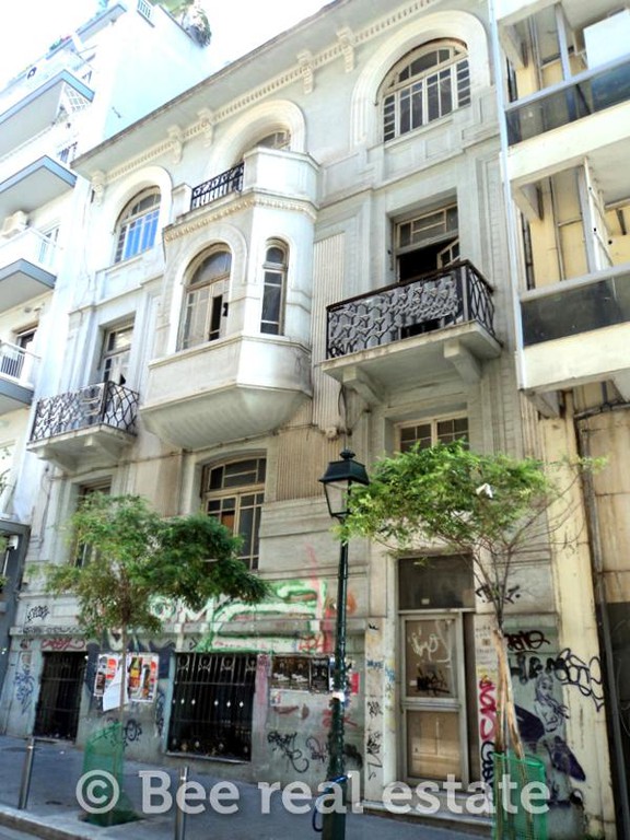 Επαγγελματικό 700 τ.μ. πρός πώληση, Θεσσαλονίκη - Κέντρο, Λευκός Πύργος