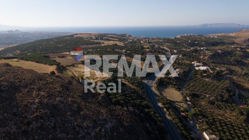 Οικόπεδο 8.209,52 τ.μ. πρός πώληση, Ν. Ηρακλείου, Γούβες