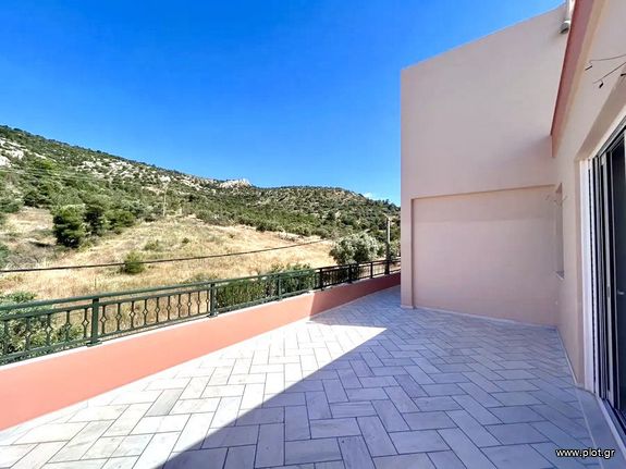 Apartment 114 sqm for rent, Athens - West, Petroupoli