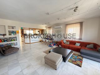 Μεζονέτα 185 τ.μ. για ενοικίαση