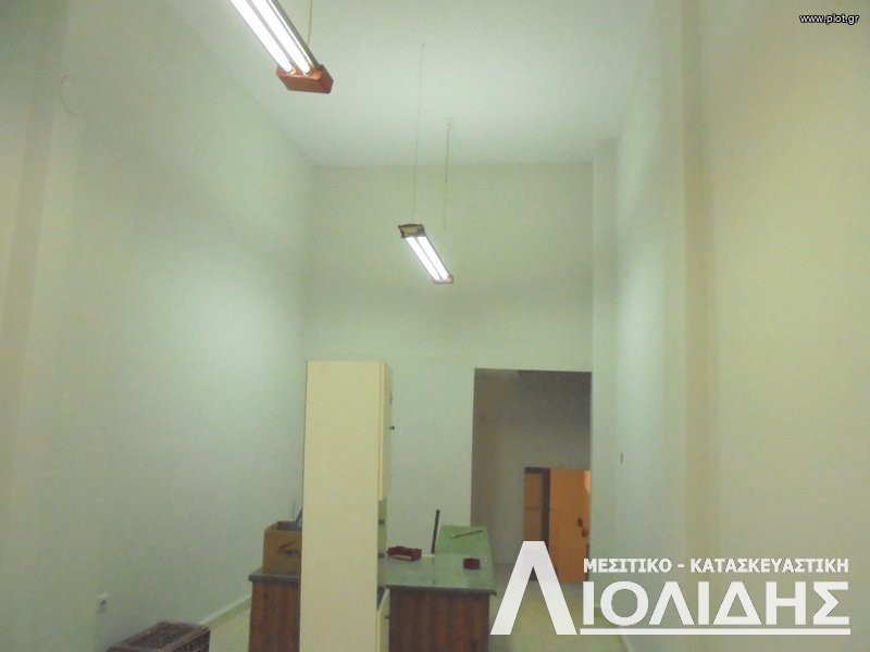 Κατάστημα 64 τ.μ. προς ενοικίαση, Χαριλάου