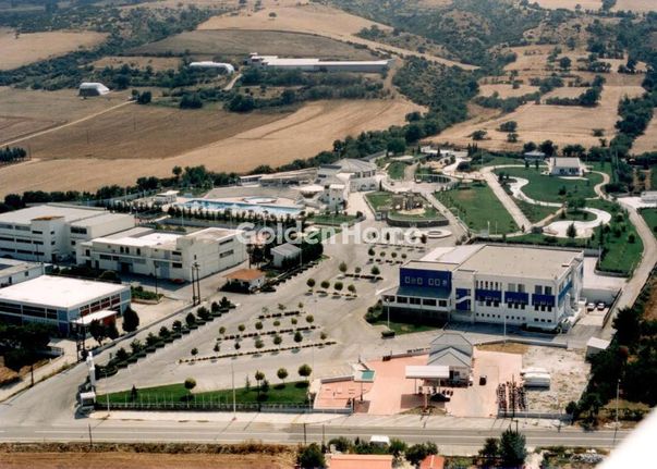 Επιχειρηματικό κτίριο 4.370 τ.μ. για πώληση, Θεσσαλονίκη - Περιφ/Κοί Δήμοι, Μυγδονία
