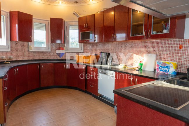 Maisonette 170 sqm for rent, Pieria Prefecture, Easts Olimpos