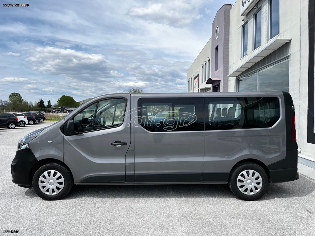 Opel Vivaro 2016