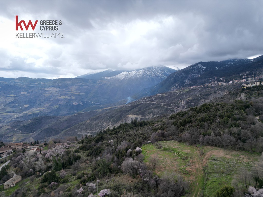Οικόπεδο 1.662 τ.μ. προς πώληση, Μέση Συνοικία Τρικάλων