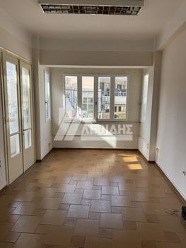 Office 100 sqm for rent
