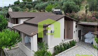 Μεζονέτα 200 τ.μ. για ενοικίαση