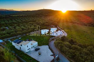 Κτίριο 285 τ.μ. για πώληση, Ν. Χανίων, Πλατανιάς-thumb-1