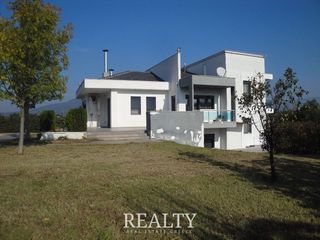 Μονοκατοικία 300 τ.μ. για πώληση