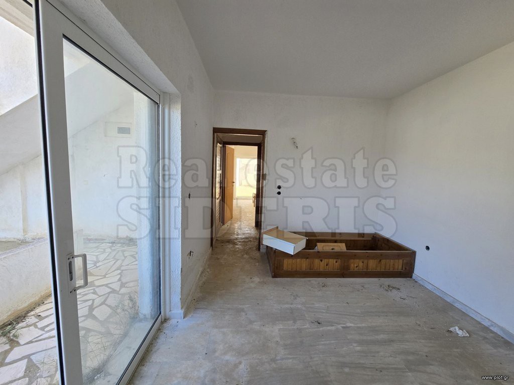 Κτίριο 492 τ.μ. προς πώληση, Λουτράκι-Περαχώρα