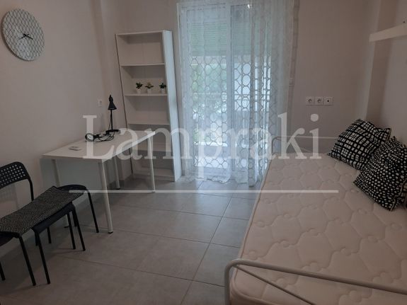 Apartment 29 sqm for rent, Thessaloniki - Center, Analipsi