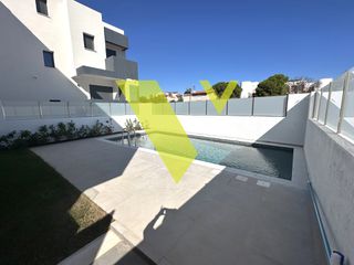 Μονοκατοικία 270 τ.μ. για ενοικίαση
