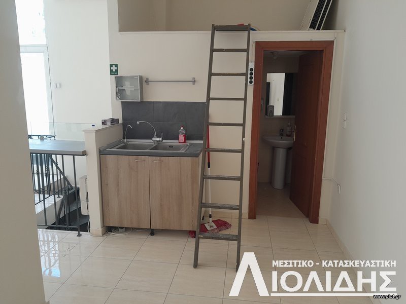 Κατάστημα 128 τ.μ. πρός πώληση, Θεσσαλονίκη - Κέντρο, Καμάρα