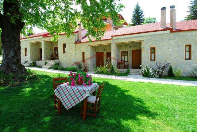 Ξενοδοχείο 800 τ.μ. για πώληση, Ευρυτανία, Καρπενήσι