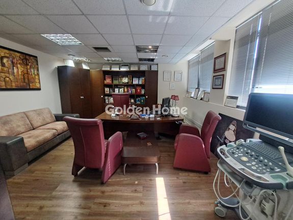 Business bulding 1.150 sqm for rent, Athens - North, Marousi