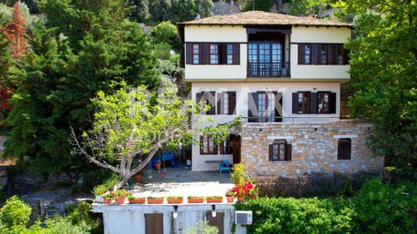 Μεζονέτα 363 τ.μ. για πώληση
