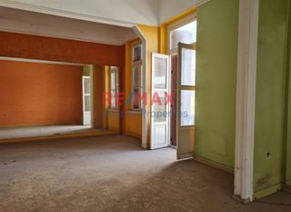Επιχειρηματικό κτίριο 227 τ.μ. πρός ενοικίαση