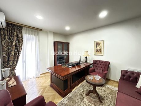 Γραφείο 140 τ.μ. προς ενοικίαση