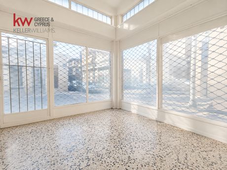 Store 35 sqm for sale