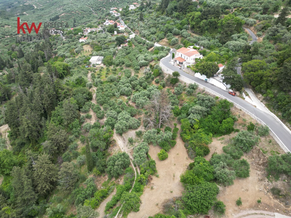 Οικόπεδο 3.164 τ.μ. προς πώληση, Αϊκυργιάννης