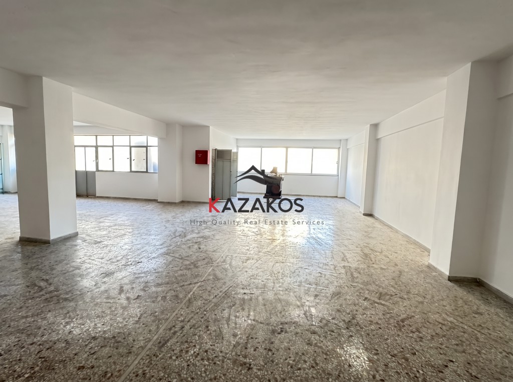 Επιχειρηματικό κτίριο 1.980 τ.μ. προς πώληση, Κολωνός - Κολοκυνθούς