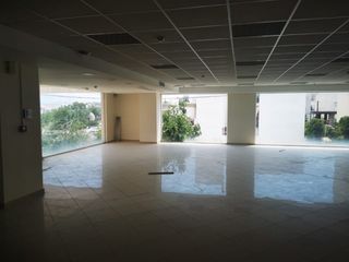 Επιχειρηματικό κτίριο 1.073 τ.μ. για πώληση