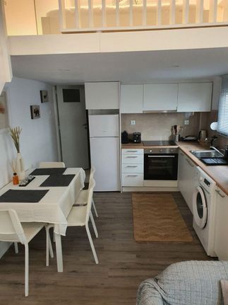 Apartment 32 sqm for rent, Athens - Center, Petralona