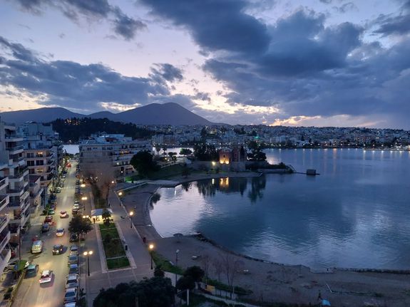 Studio / γκαρσονιέρα 31 τ.μ. για ενοικίαση, Εύβοια, Χαλκίδα