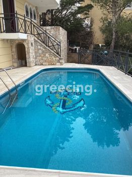 Detached home 335 sqm for rent