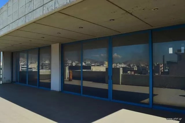 Επιχειρηματικό κτίριο 1.180 τ.μ. πρός πώληση, Πειραιάς, Λιμάνι