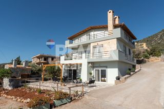 Μονοκατοικία 240 τ.μ. για πώληση