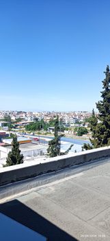 Επιχειρηματικό κτίριο 1.400 τ.μ. πρός πώληση