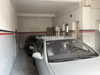 Βιομηχανικός χώρος 110 τ.μ. προς πώληση, Λιμάνι Πειραιά-thumb-1