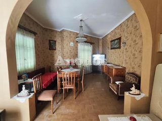 Μονοκατοικία 240 τ.μ. για πώληση, Πειραιάς, Αγία Σοφία-thumb-34