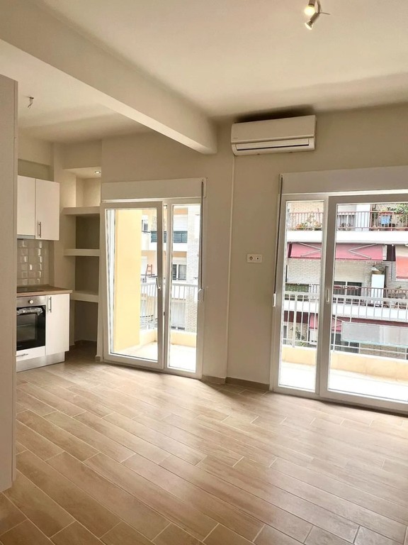 Studio / γκαρσονιέρα 40 τ.μ. προς ενοικίαση, Νέα Παραλία