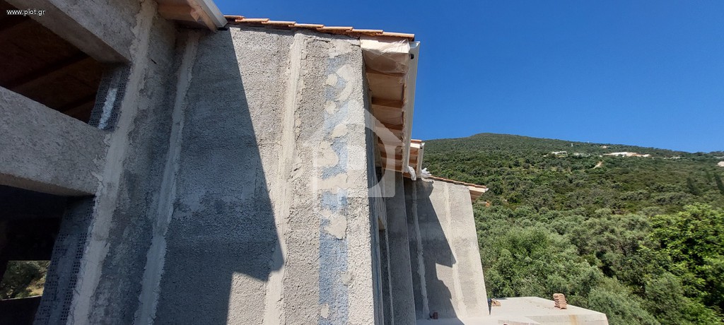 Κτίριο 200 τ.μ. πρός πώληση, Ν. Λευκάδας, Λευκάδα
