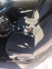 Peugeot 208 2022-thumb-6