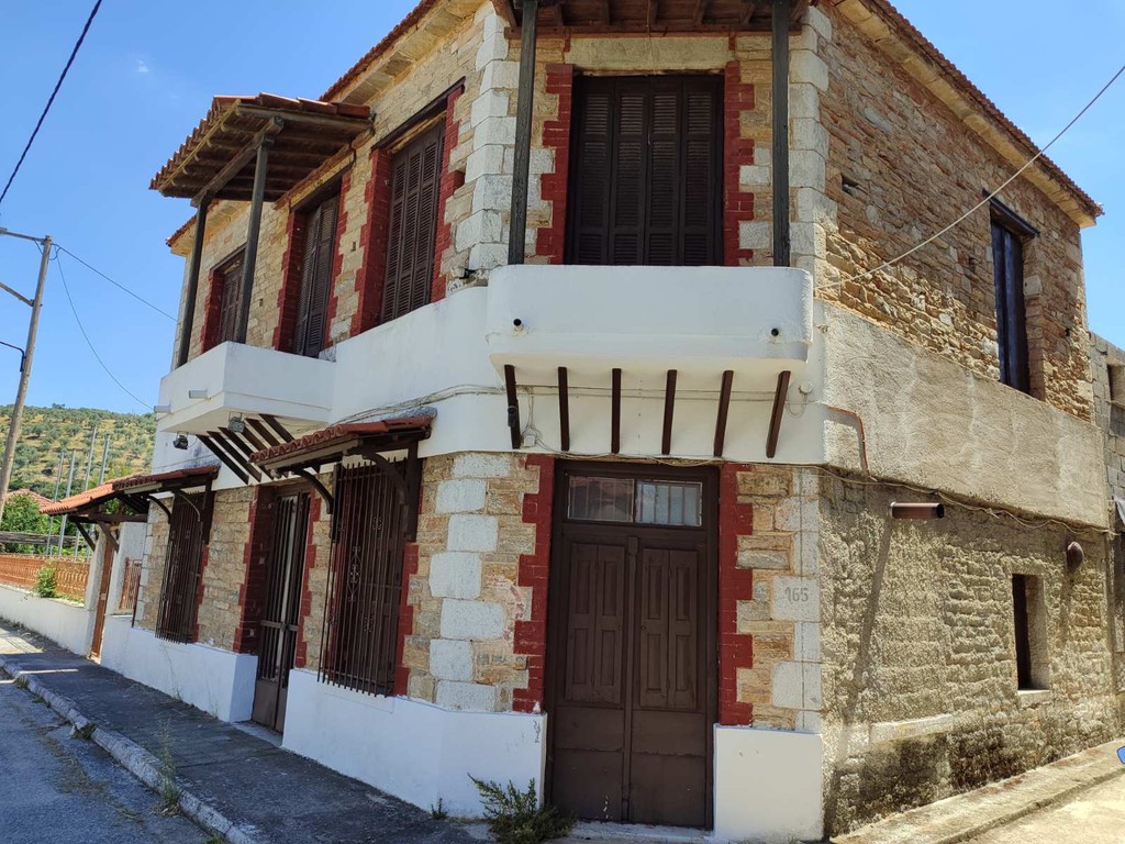 Συγκρότημα διαμερισμάτων 520 τ.μ. πρός πώληση, Μαγνησία, Σηπιάδα