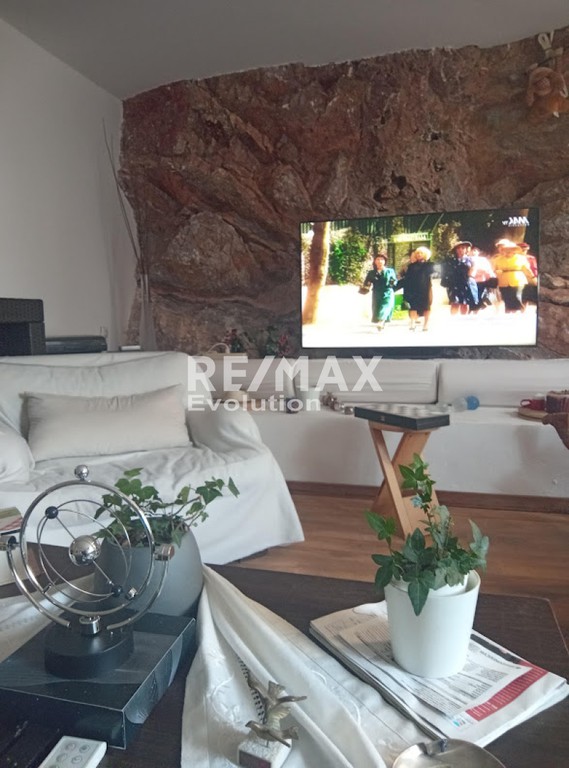 Μονοκατοικία 390 τ.μ. πρός πώληση, Αττική - Υπόλοιπο, Σαρωνίδα