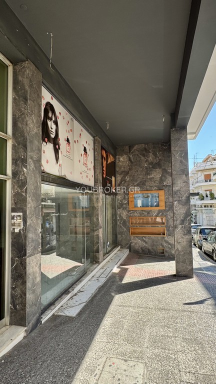 Επιχειρηματικό κτίριο 600 τ.μ. πρός ενοικίαση, Φθιώτιδας, Λαμία