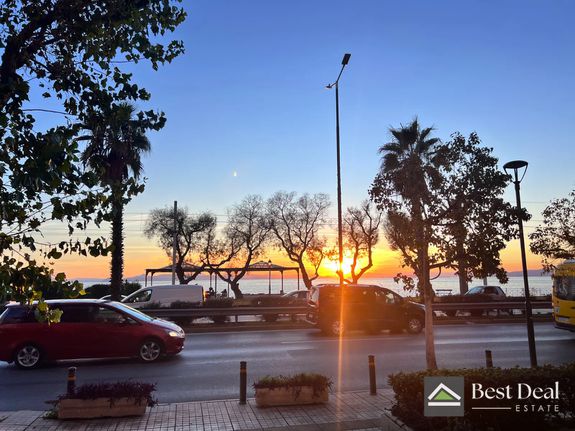 Apartment 101 sqm for sale, Athens - South, Palaio Faliro