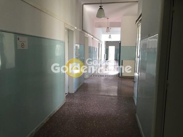 Κτίριο 1.300 τ.μ. προς πώληση, Αλιβέρι