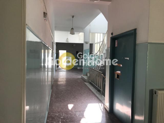 Κτίριο 1.300 τ.μ. προς πώληση, Αλιβέρι
