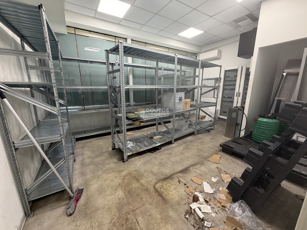 Κατάστημα 250 τ.μ. προς ενοικίαση, Παναγίτσα Παλαιού Φαλήρου