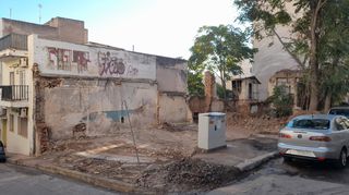 Οικόπεδο 194 τ.μ. για πώληση, Πειραιάς, Αγία Σοφία-thumb-1