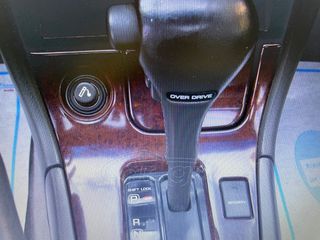Infiniti Q30 2000-thumb-5